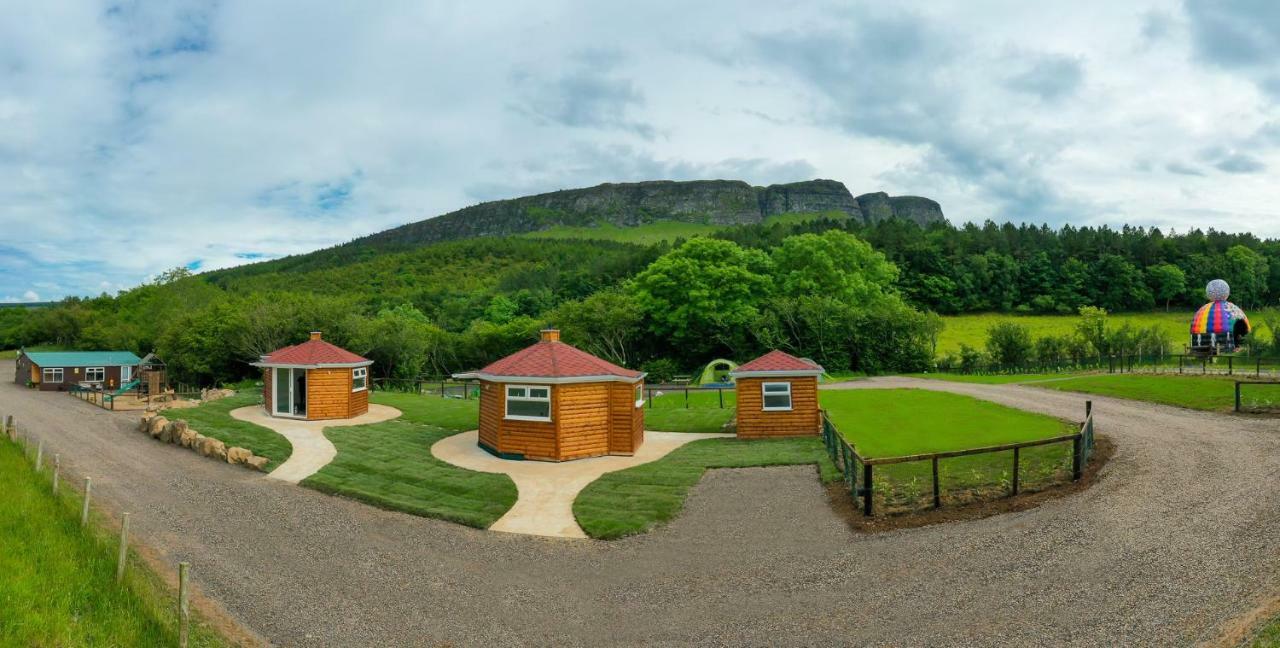 Waterfall Caves Turn-Around-Houses Villa Limavady Dış mekan fotoğraf